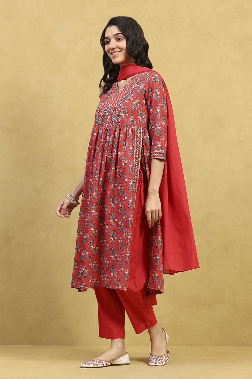 Brick Red Cotton Printed Gathered Suit Set image number 3
