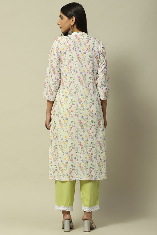 White Cambric Staight Kurta image number 3