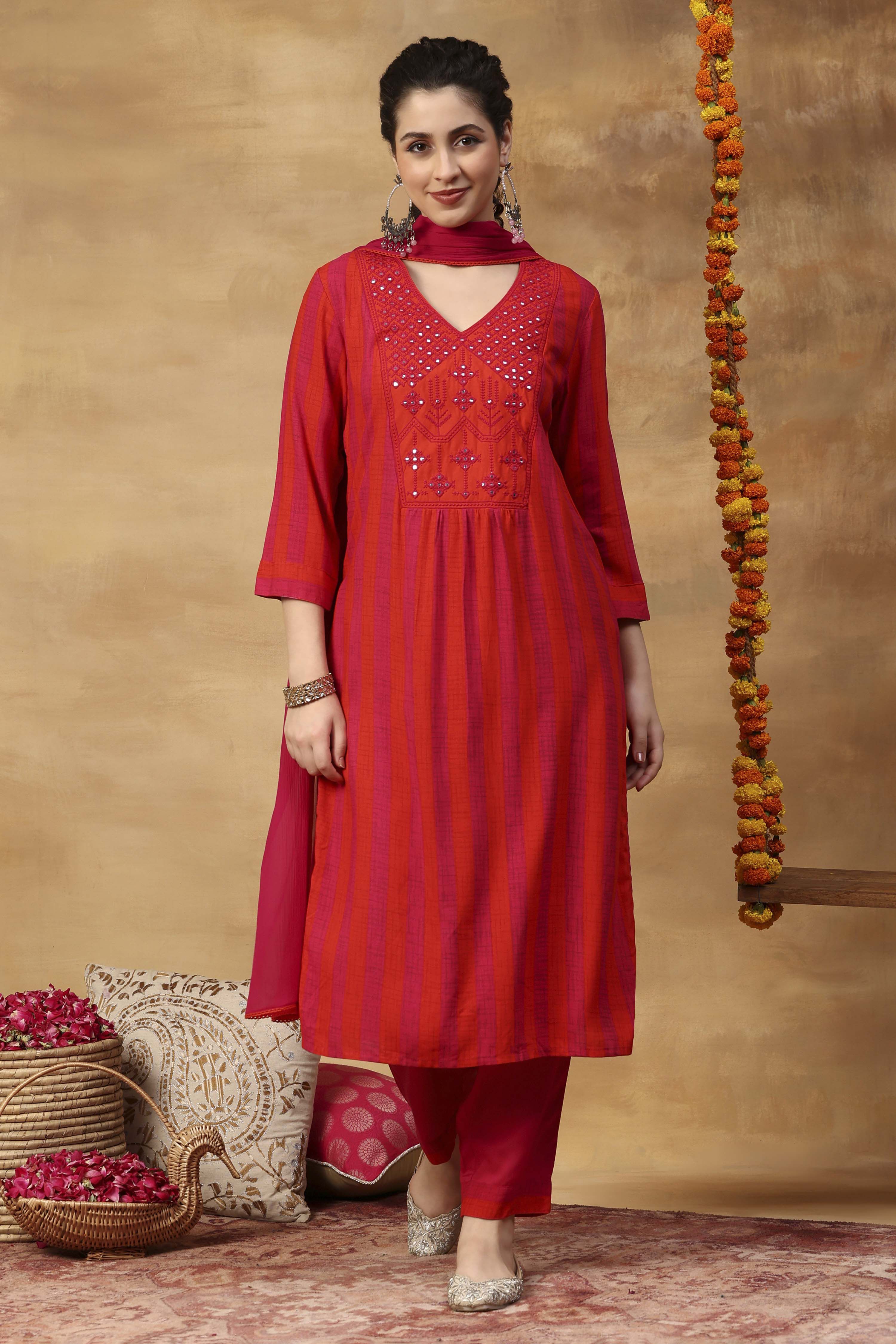 Fuchsia Printed Viscose Rayon Straight Kurta Set image number 6