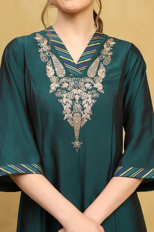 Deep Green Polyester Blend Embroidered A-Line Suit Set image number 1