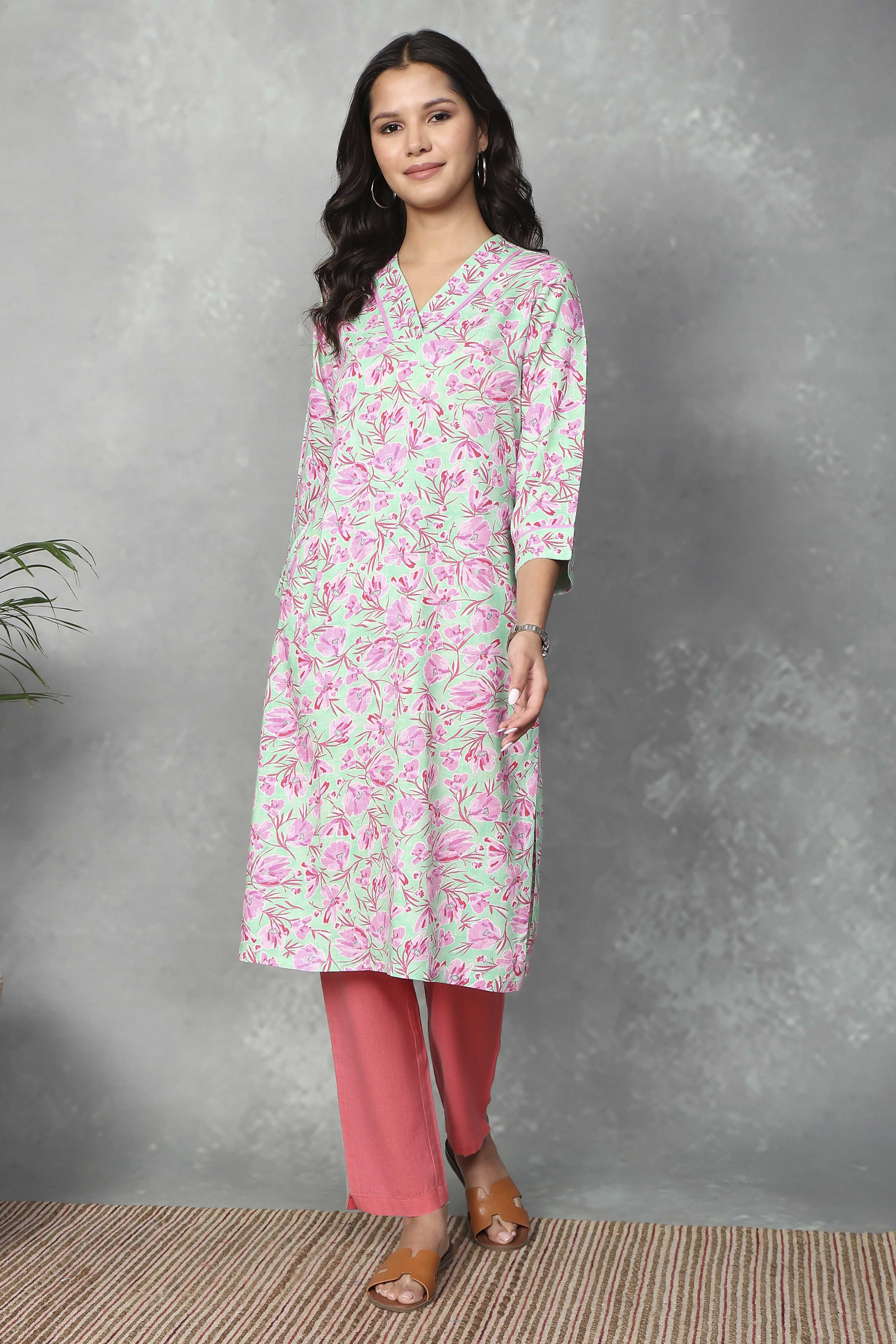 Green Rayon Straight Kurtas image number 0