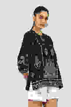 Black Rayon Straight Tops image number 4