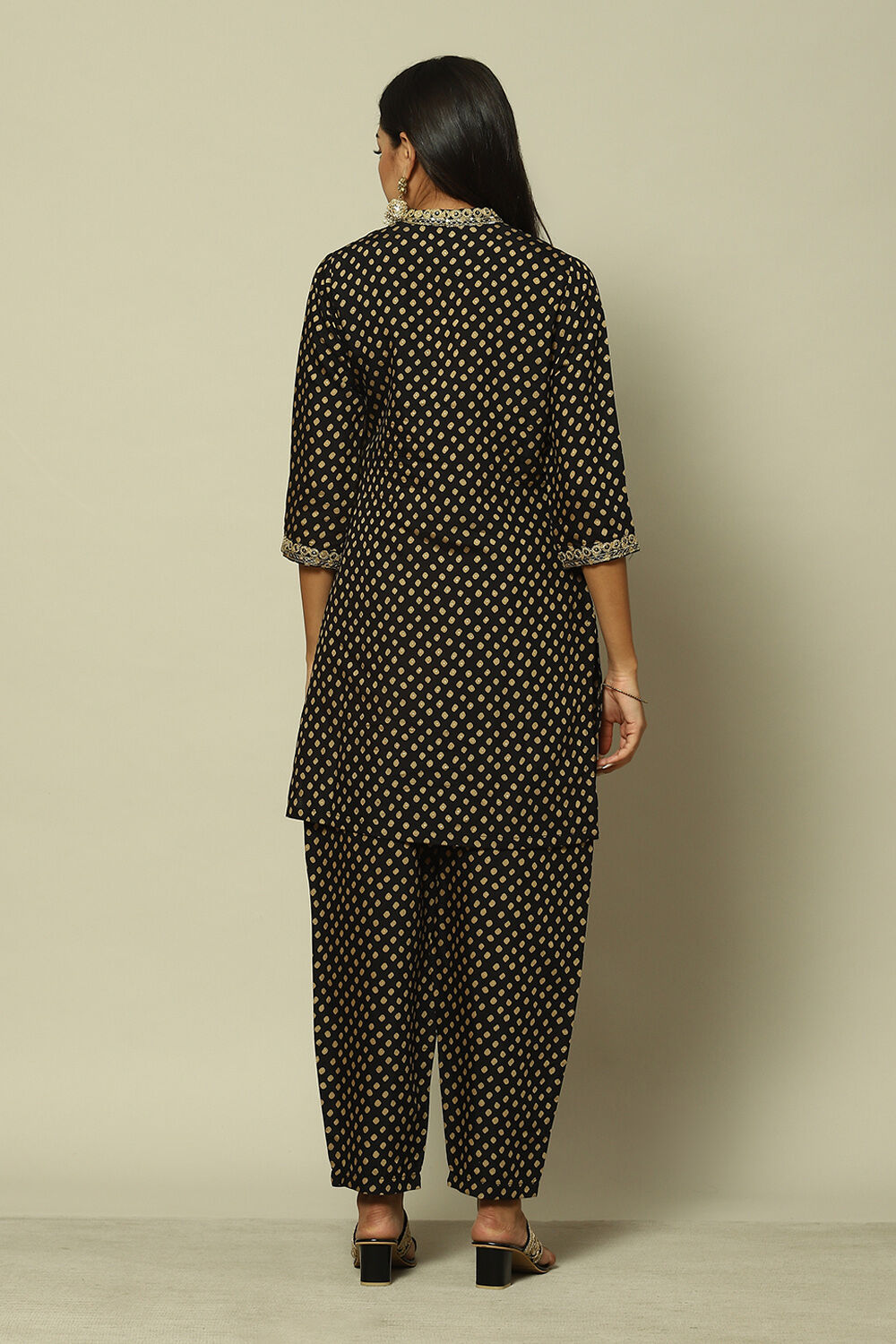 Black LIVA LIVA Straight Printed Kurta Palazzo Suit Set image number 4