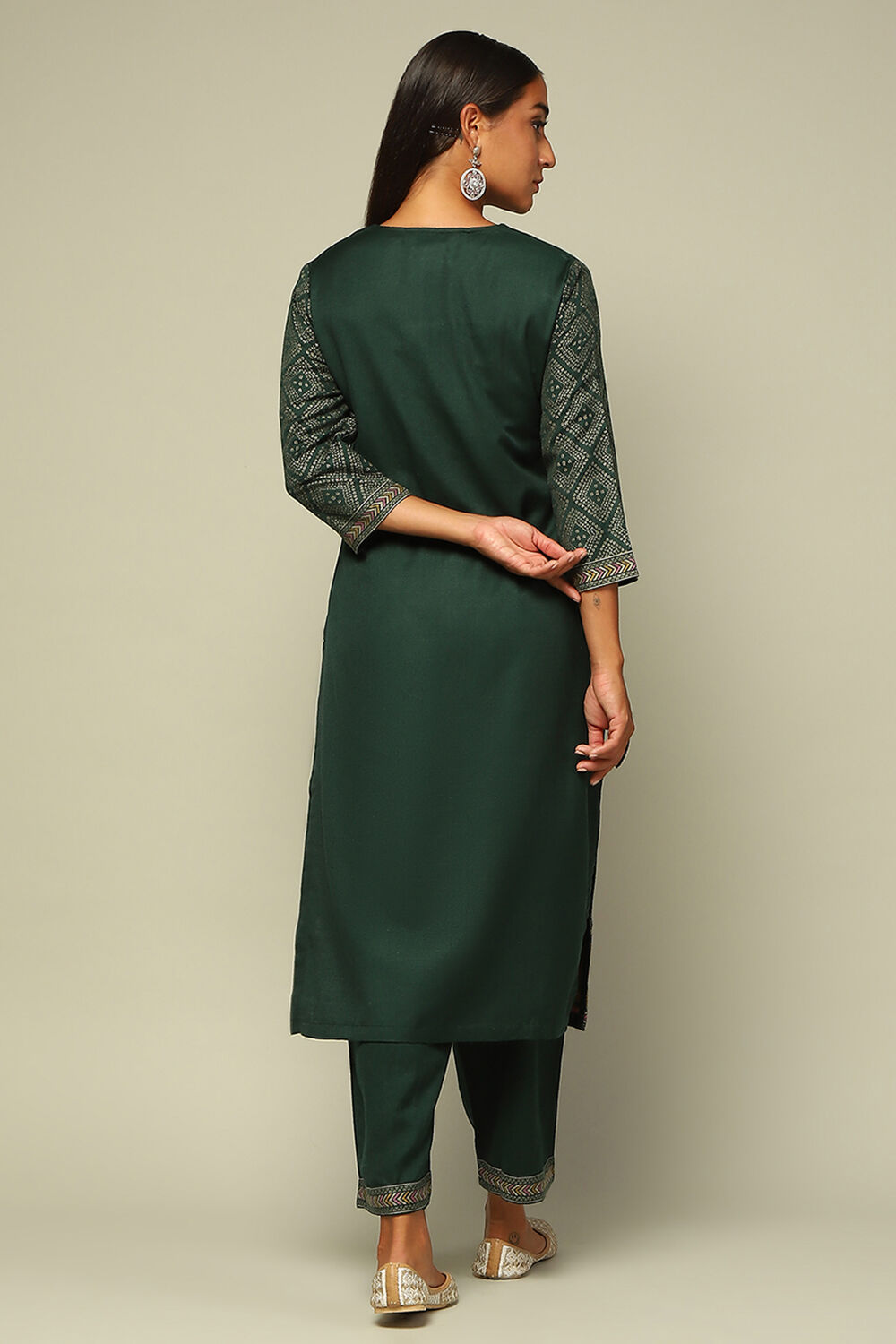 Green Acrylic Straight Yarn Dyed Kurta Palazzo Suit Set image number 4