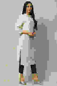 Off White Rayon Staight Kurta image number 4