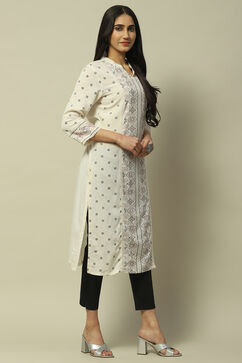 Off White Rayon Staight Kurta image number 4