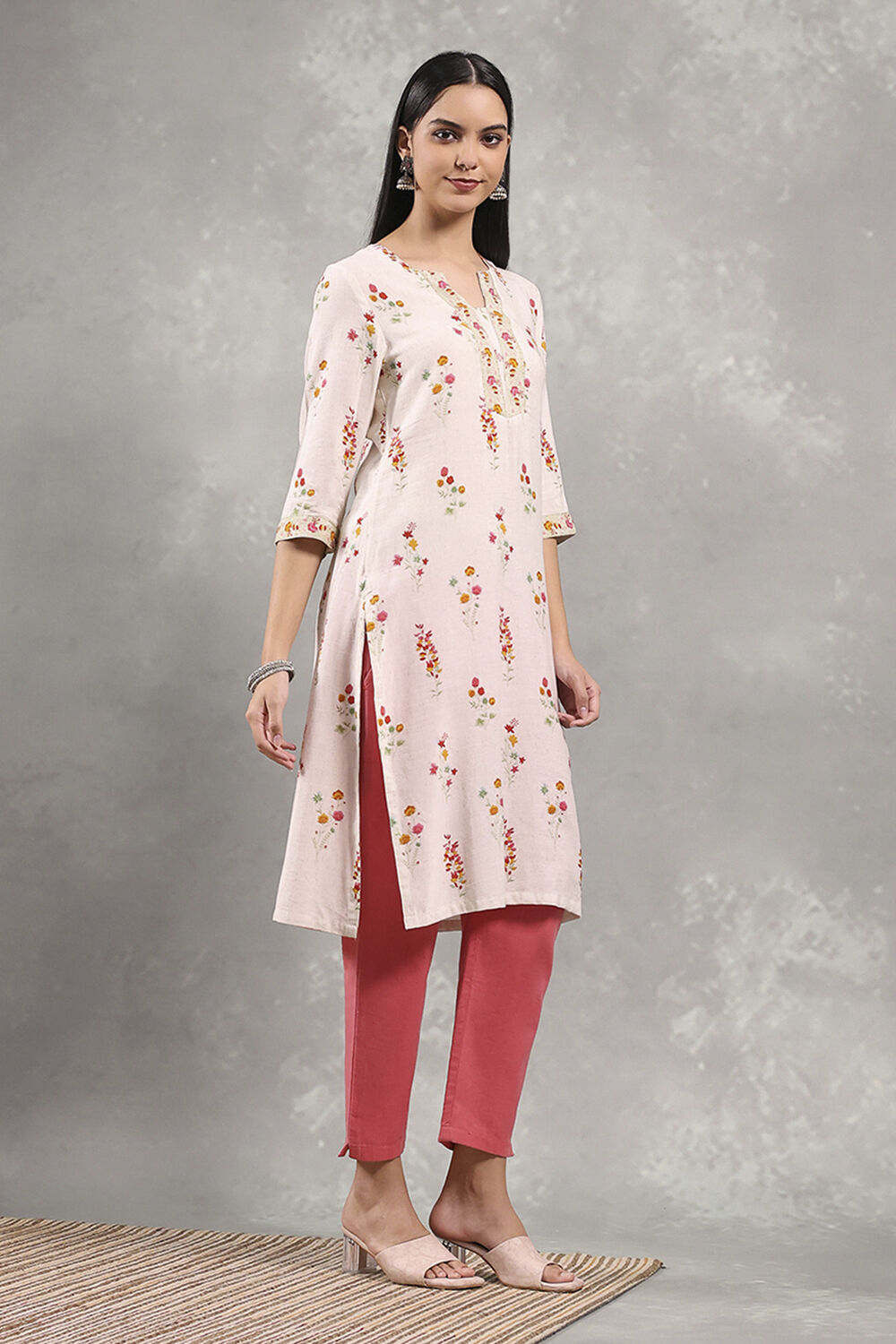 Off-White Printed Straight Kurta image number 4