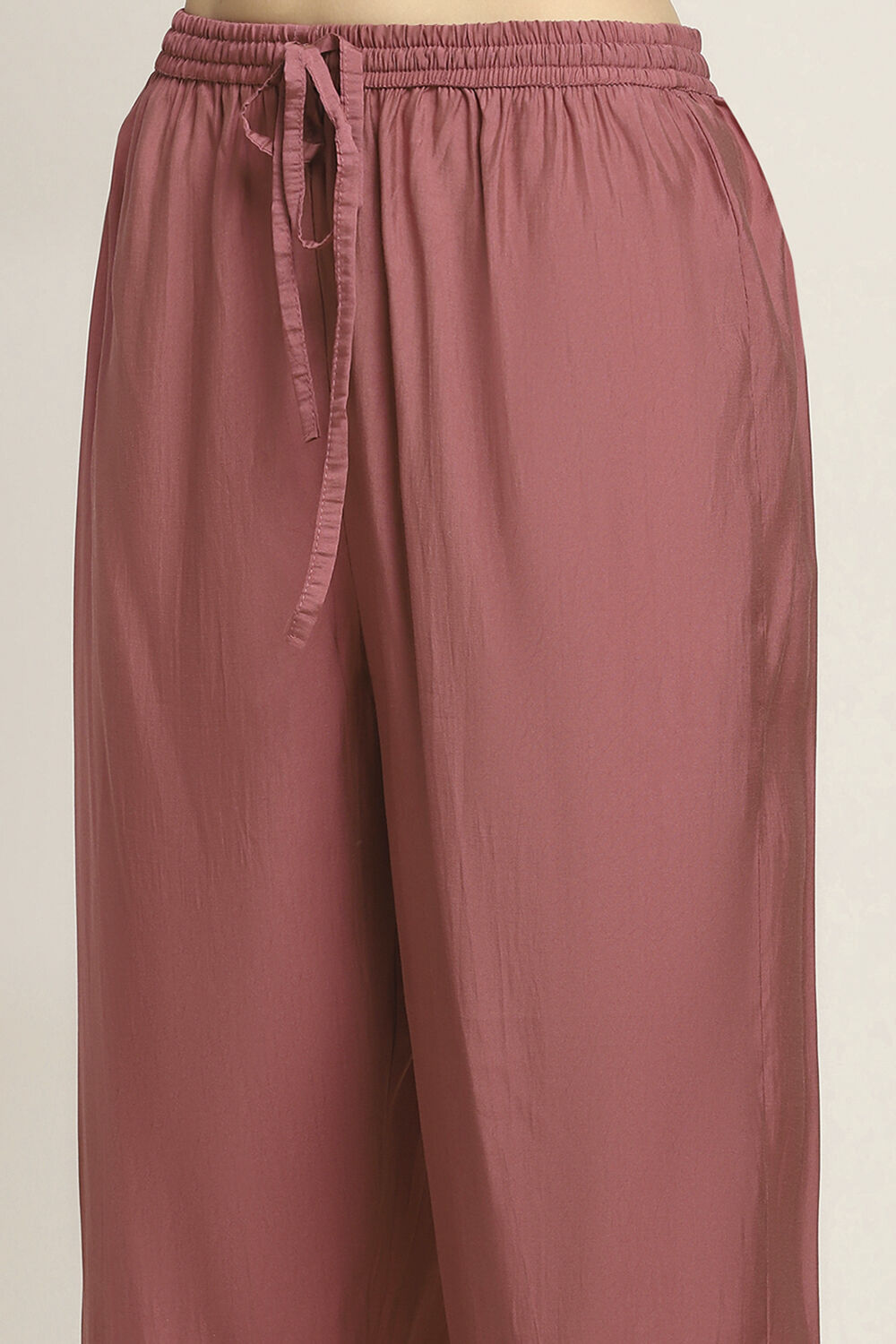 Olive Green Printed Straight Kurta Set image number 2