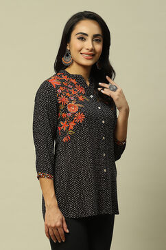 Black LIVA Straight Printed Top image number 4