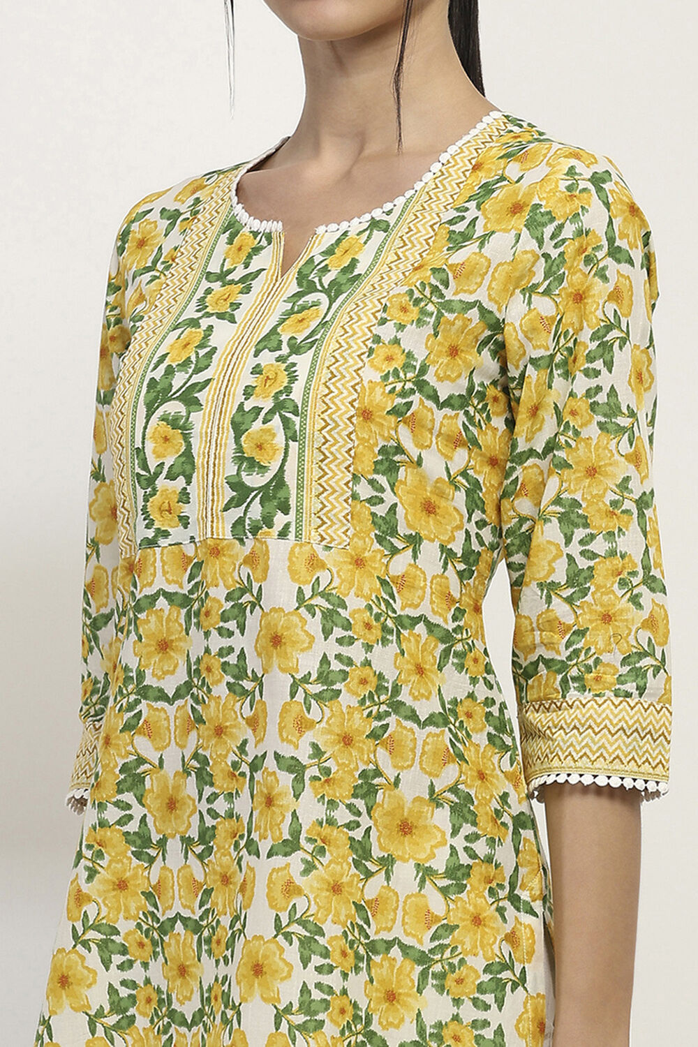 Yellow Cotton Printed Straight Kurta image number 1