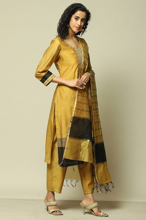 Yellow Viscose Straight Printed Kurta Palazzo Suit Set image number 6