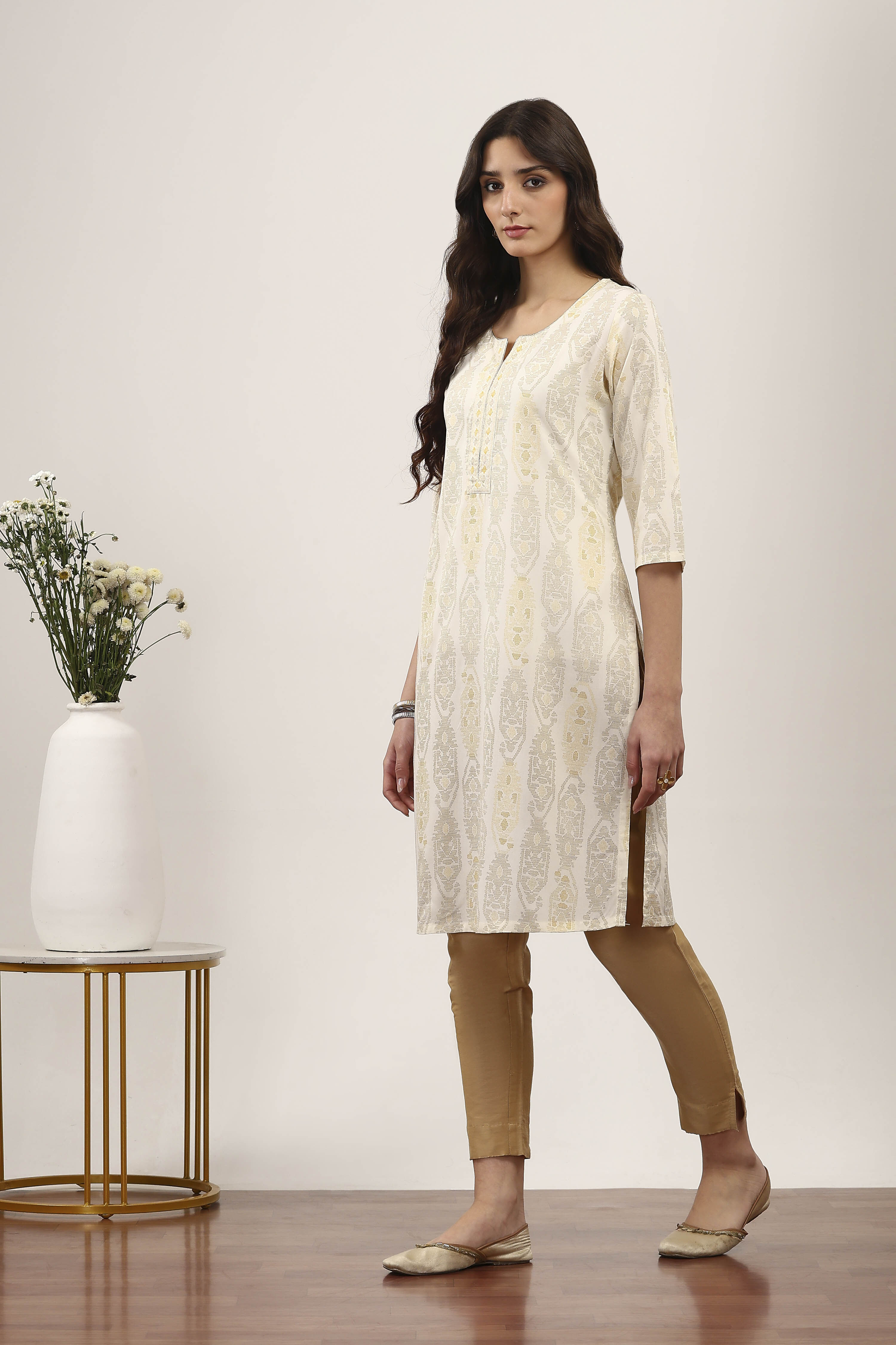 Blue Rayon Straight Kurtas image number 2