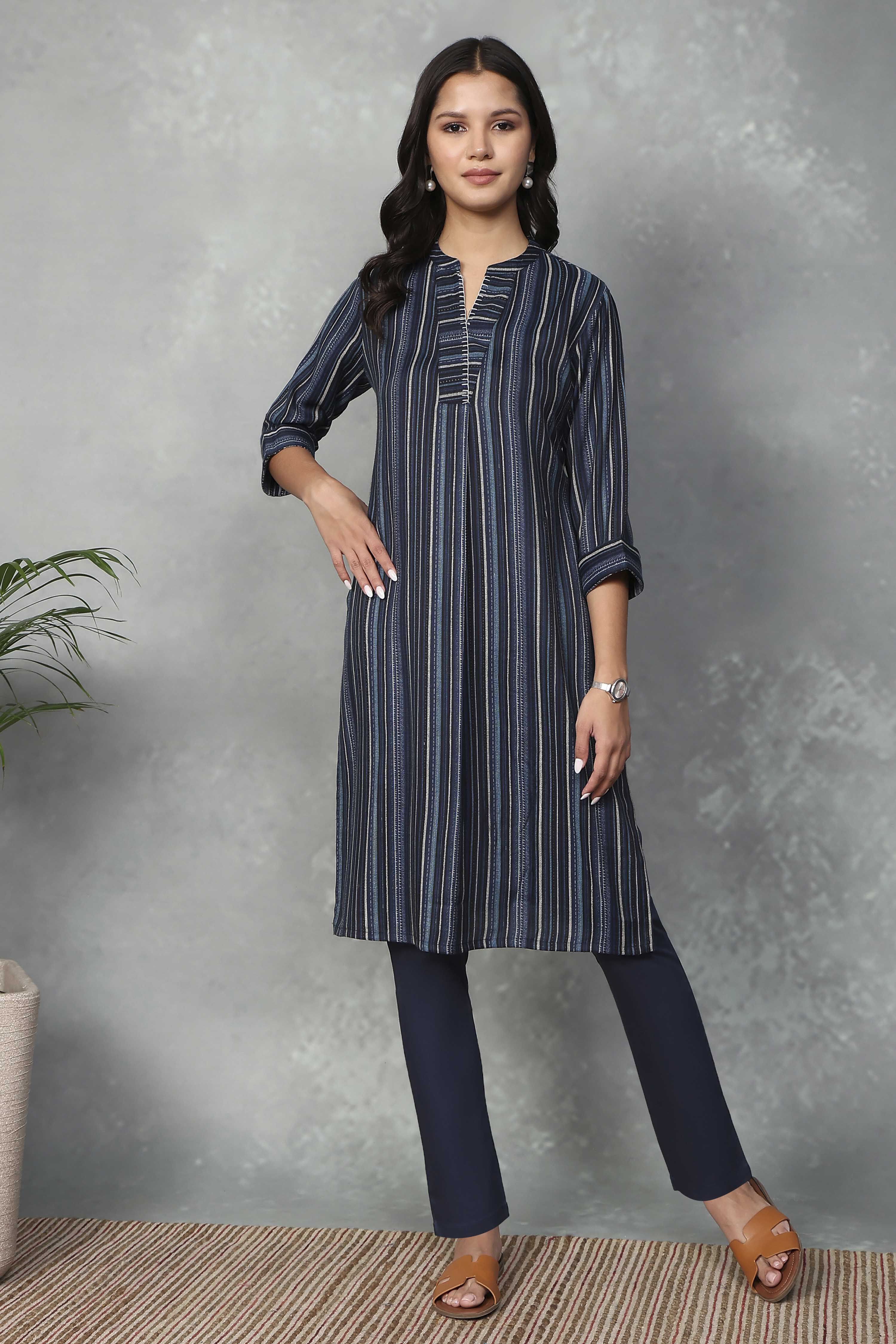 Blue Printed Straight Kurta image number 5