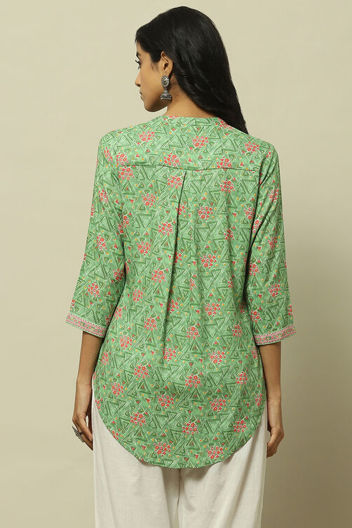 Green Rayon Straight Kurta image number 3