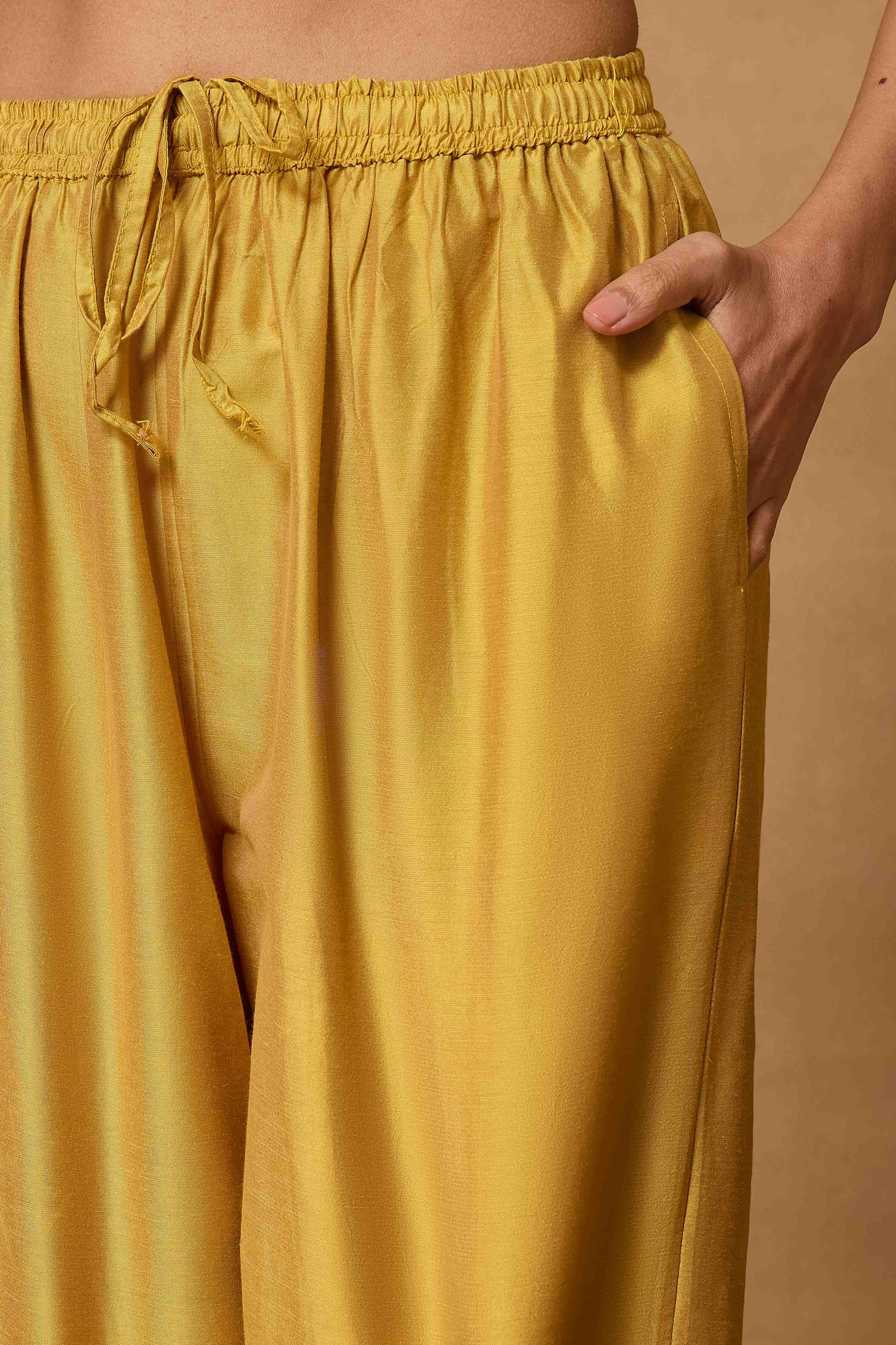 Yellow Viscose Blend Straight Solid Suit Set image number 2