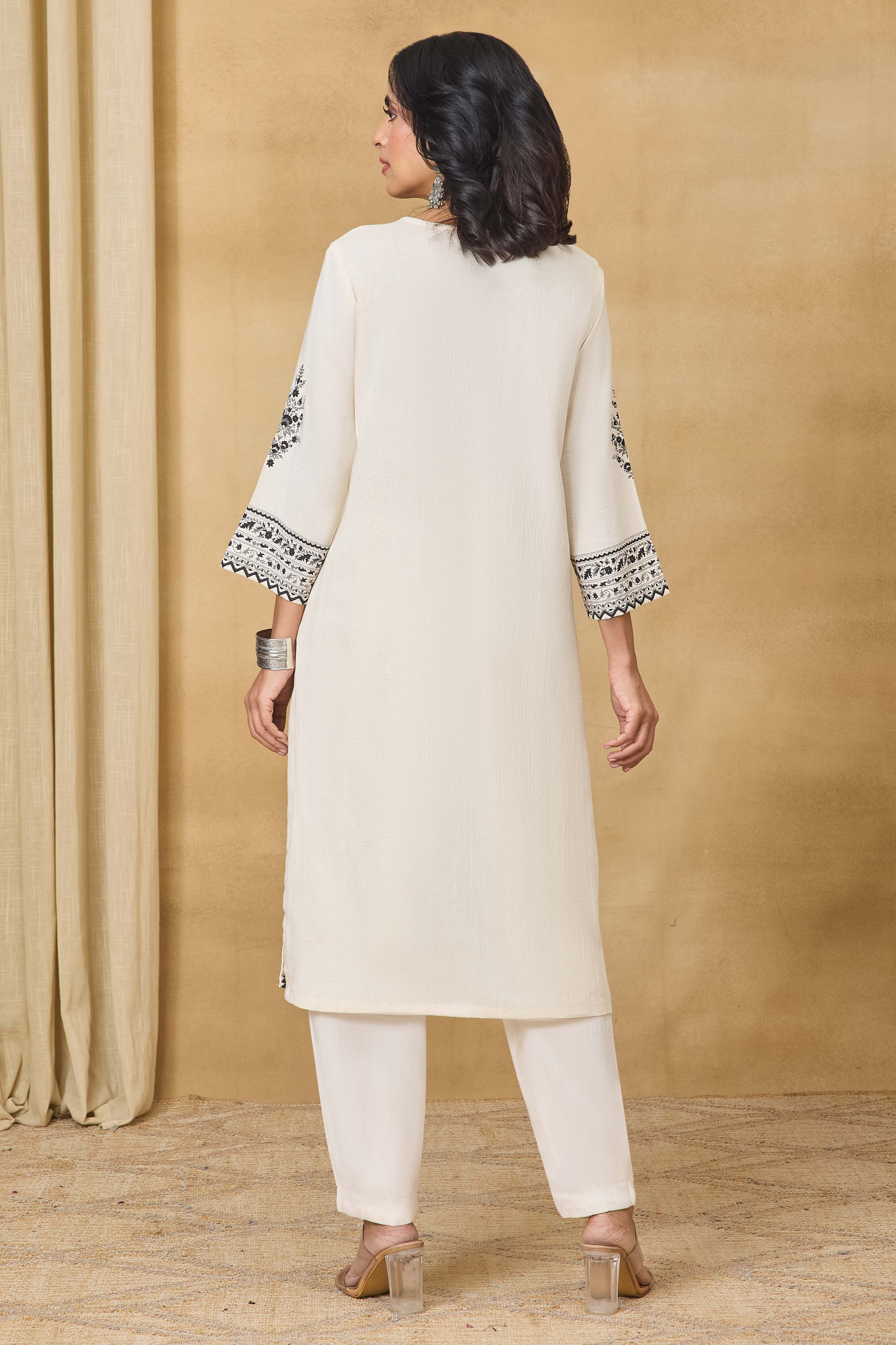 Natural Rayon Flex Straight Printed Kurta image number 4