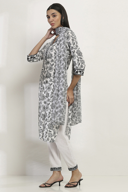White and Black Printed Straight Suit Set image number 3