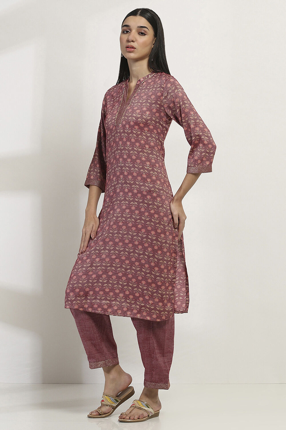 Maroon Printed Straight Kurta Set image number 3