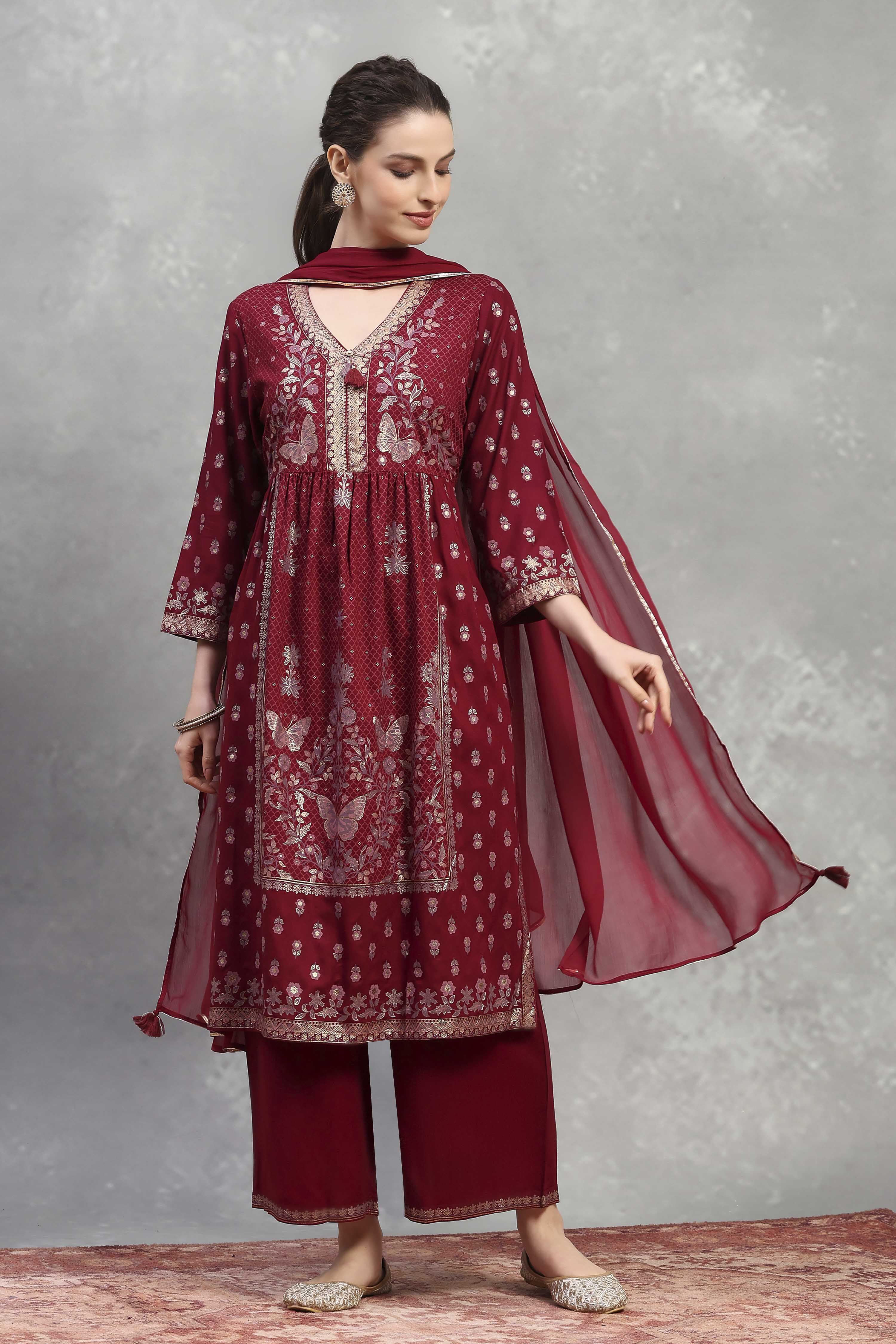 Green-Maroon Viscose Rayon Printed Gathered Suit Set image number 6