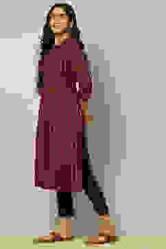 Red Viscose Blend Striped Straight Kurta image number 2