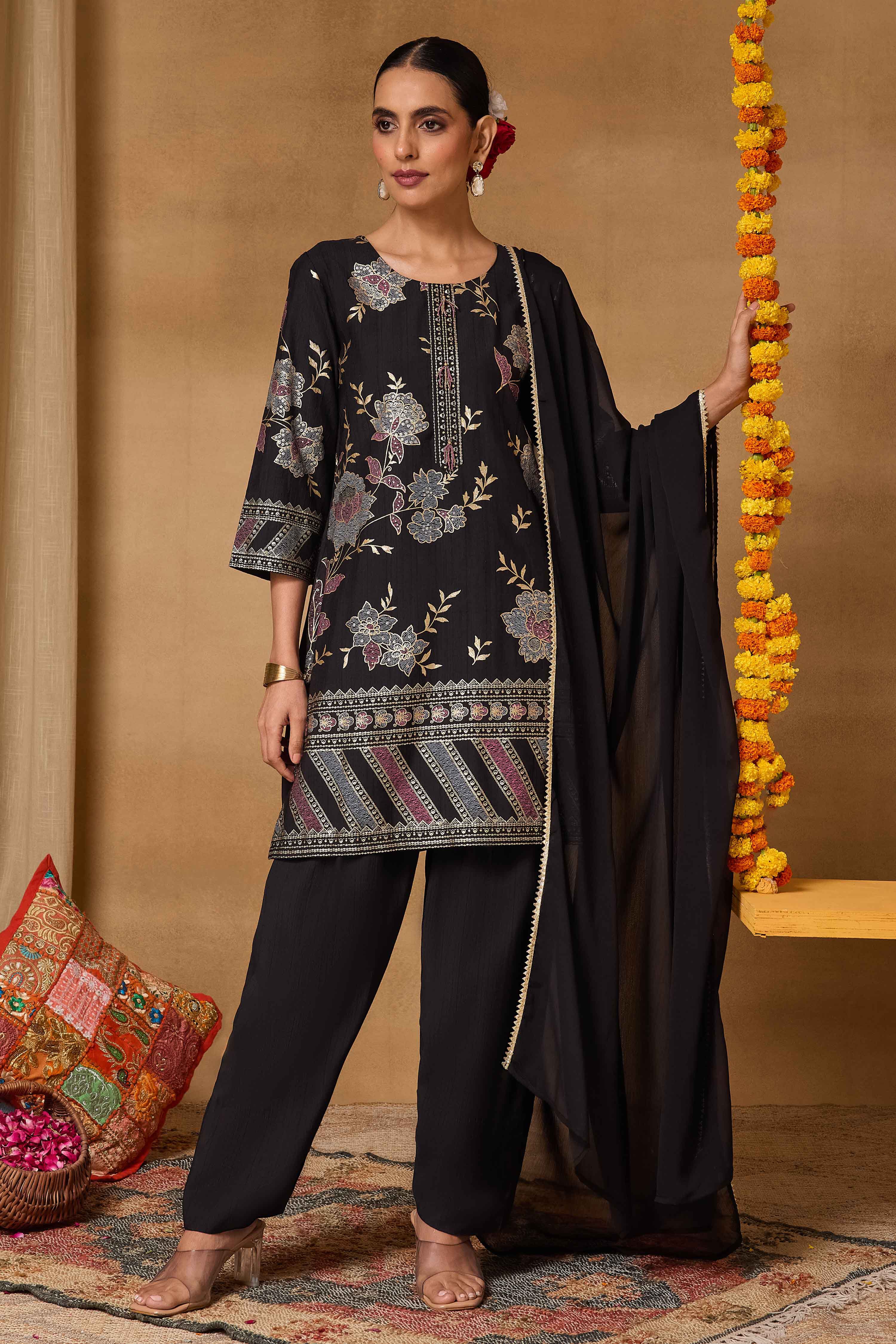 Black Viscose Blend Straight Printed Suit Set image number 7