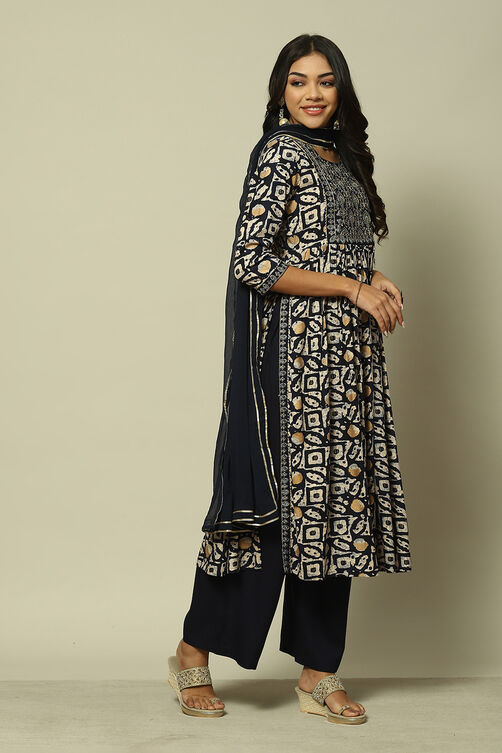 Indigo Blue Cotton Straight Printed Kurta Palazzo Suit Set image number 6