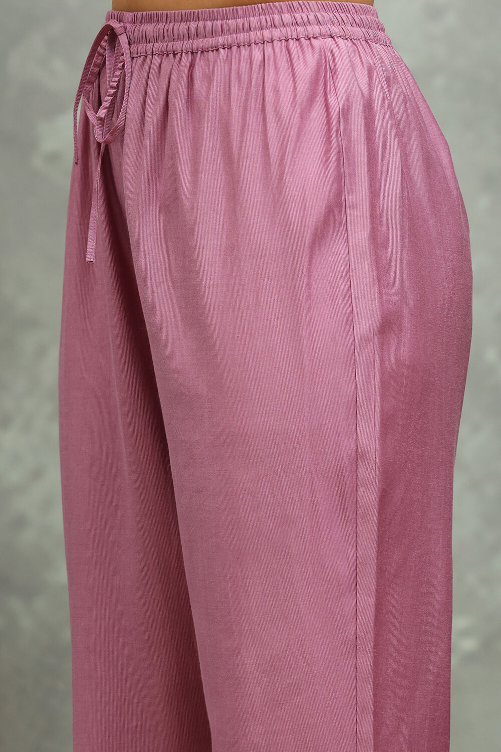 Lavender Viscose Blend Printed Straight Kurta Pants Set image number 2