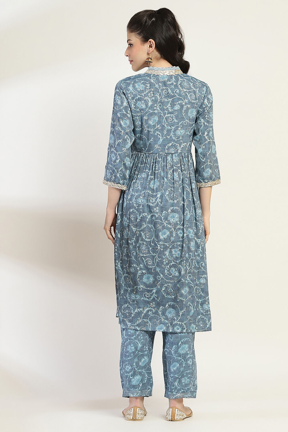 Grey Printed Gathered Suit Set image number 4