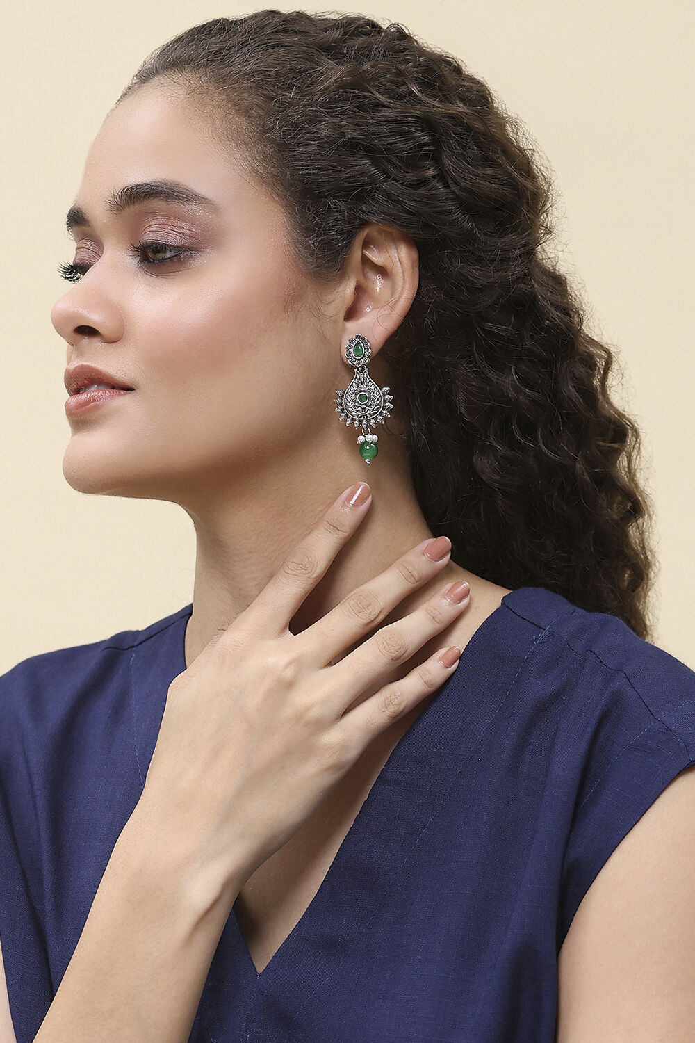 Green Alloy Drop & Danglers image number 3