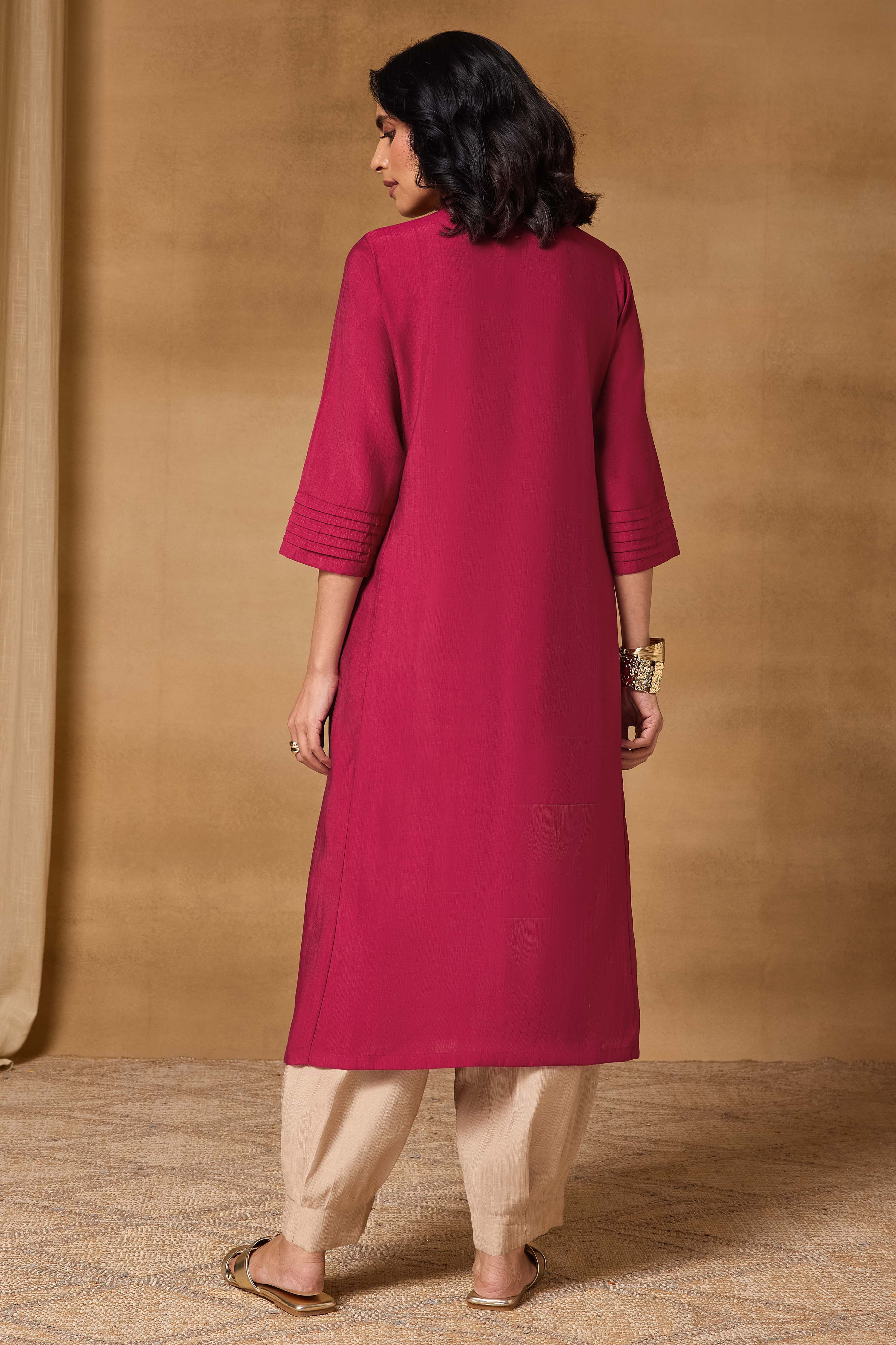Fuschia Viscose Blend Straight Solid Kurta image number 4