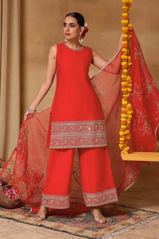 Rangriti Viscose Blend Solid Straight Festive Kurta With Palazzo And Dupatta in Red