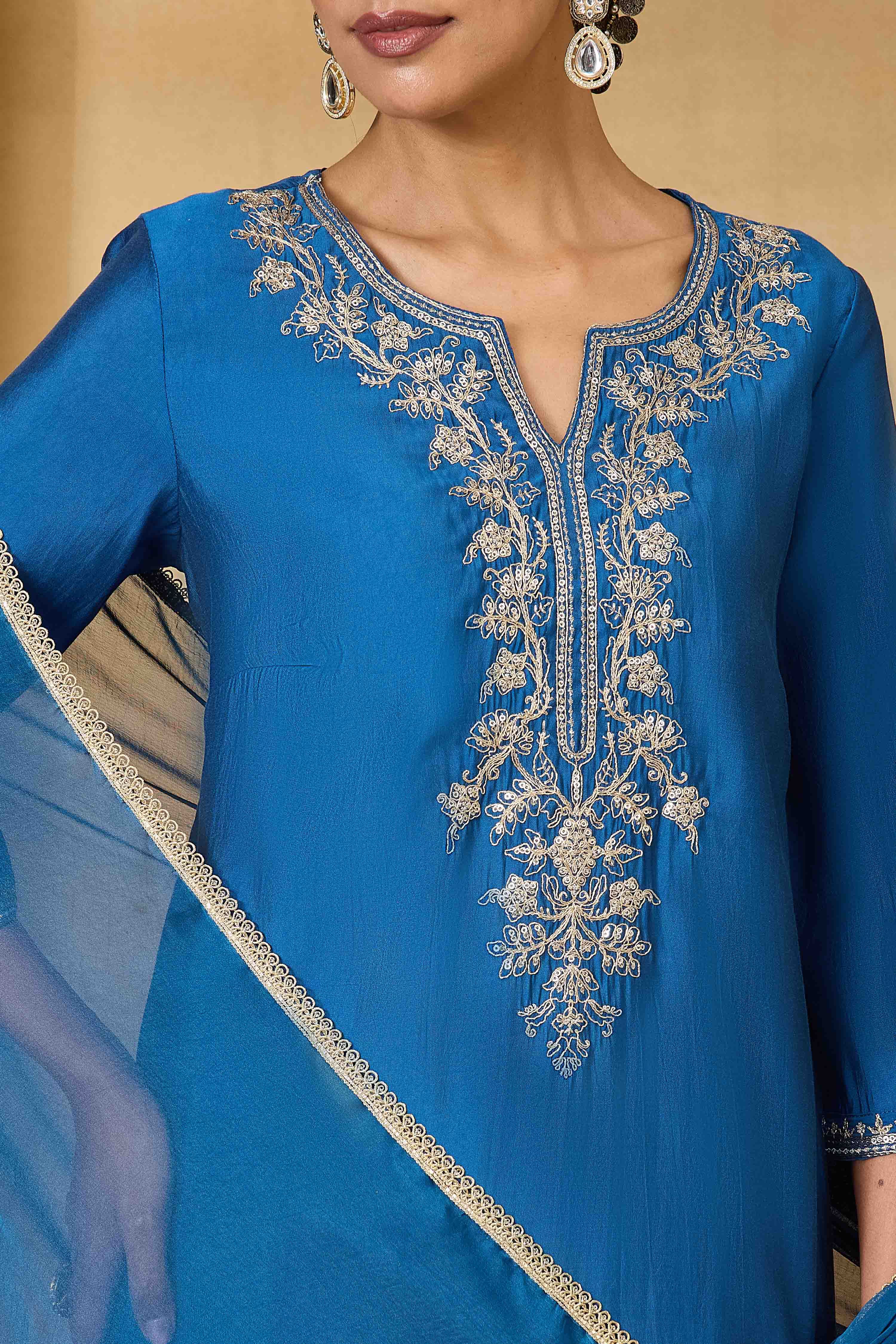 Blue Viscose Blend Straight Solid Suit Set image number 1
