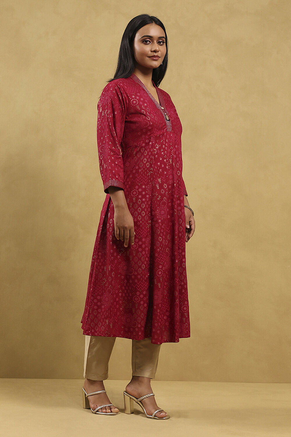 Red Viscose Rayon Printed Kalidar Kurta image number 2