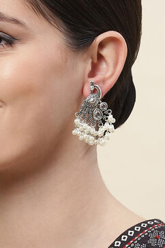 Pearl Alloy Earrings image number 1