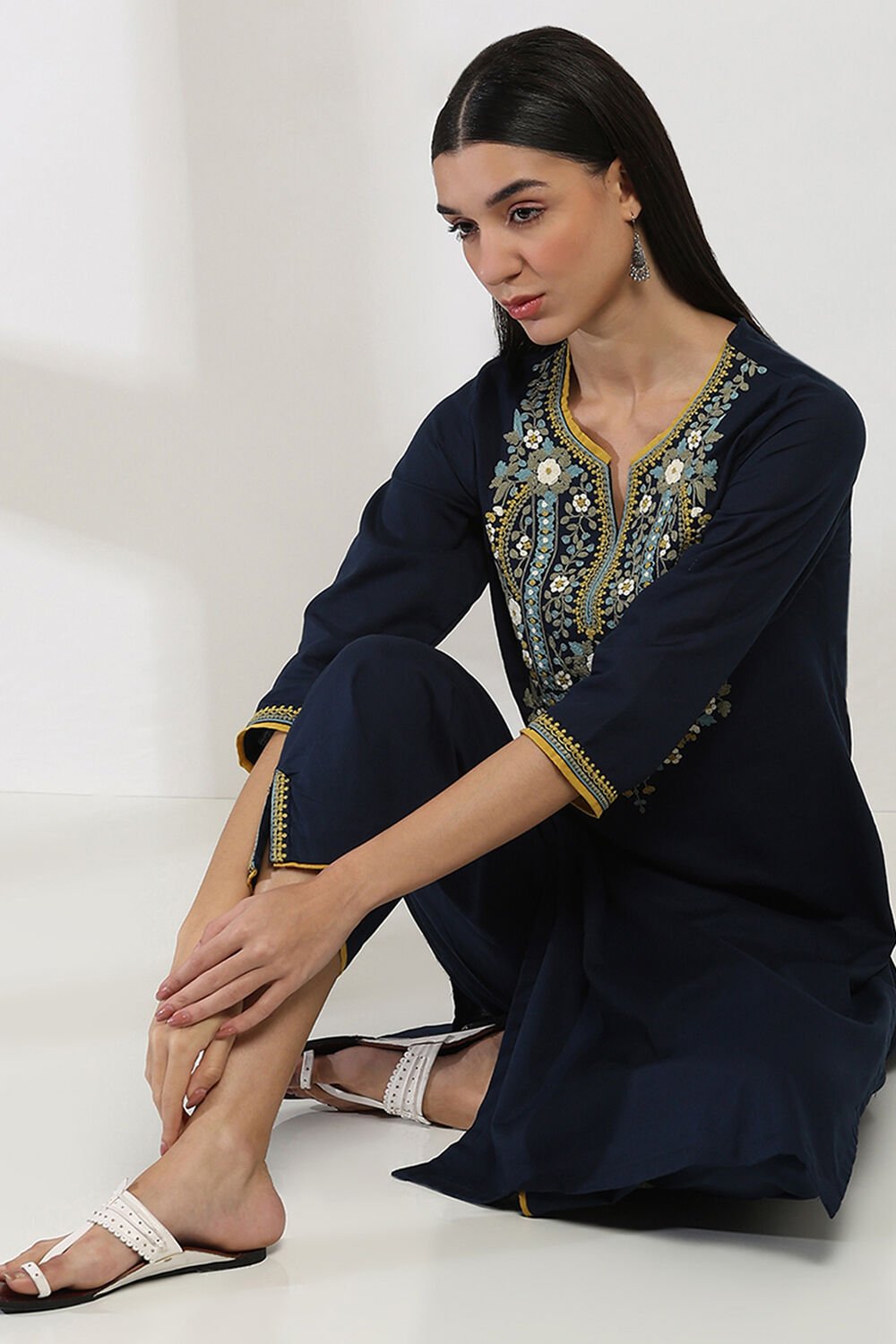 Navy Blue Cotton Blend Straight Kurta Set image number 0