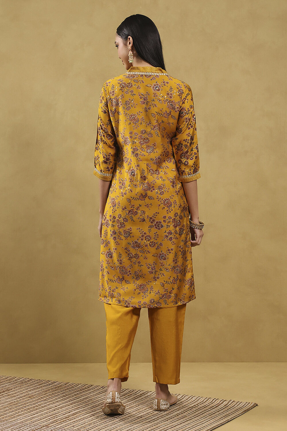 Pink Viscose Blend Printed Straight Suit Set image number 5