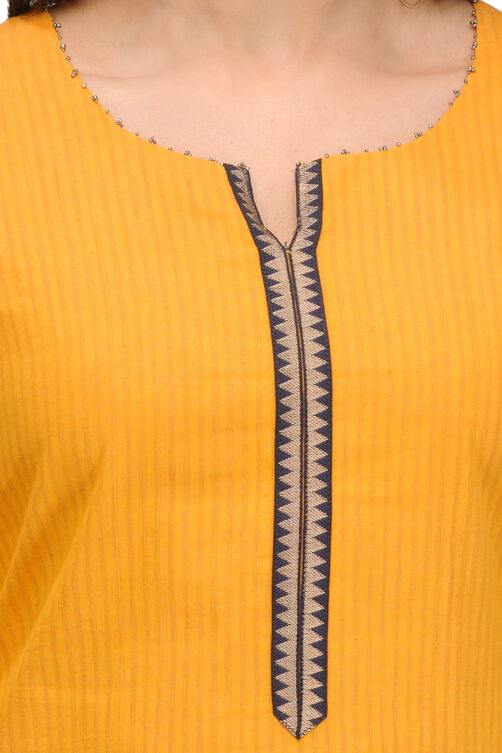 Yellow Cotton Straight Kurta image number 4