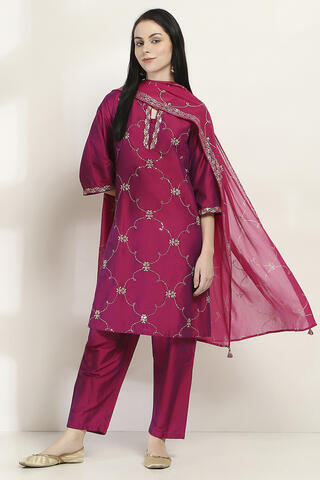 Rangriti Purple Viscose Straight Kurta Set in Purple