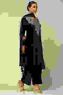 Green Poly Velvet Straight Solid Kurta Palazzo Suit Set image number 5