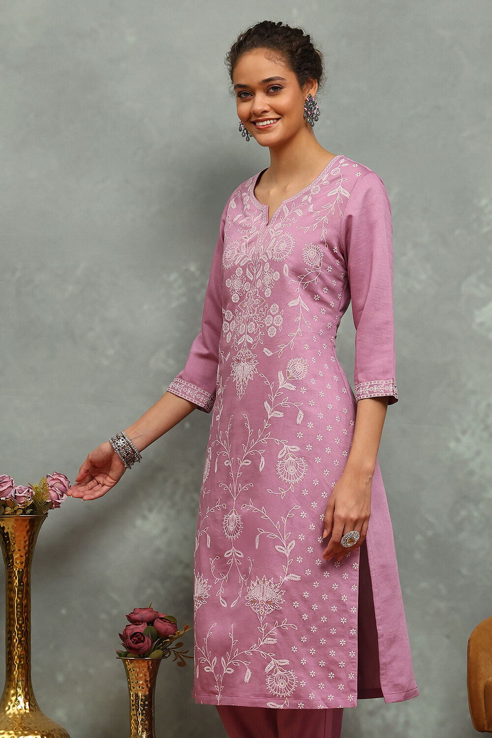 Lavender Viscose Blend Printed Straight Kurta Pants Set image number 6