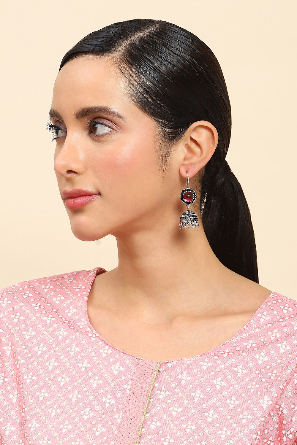 Maroon Alloy Studs image number 3