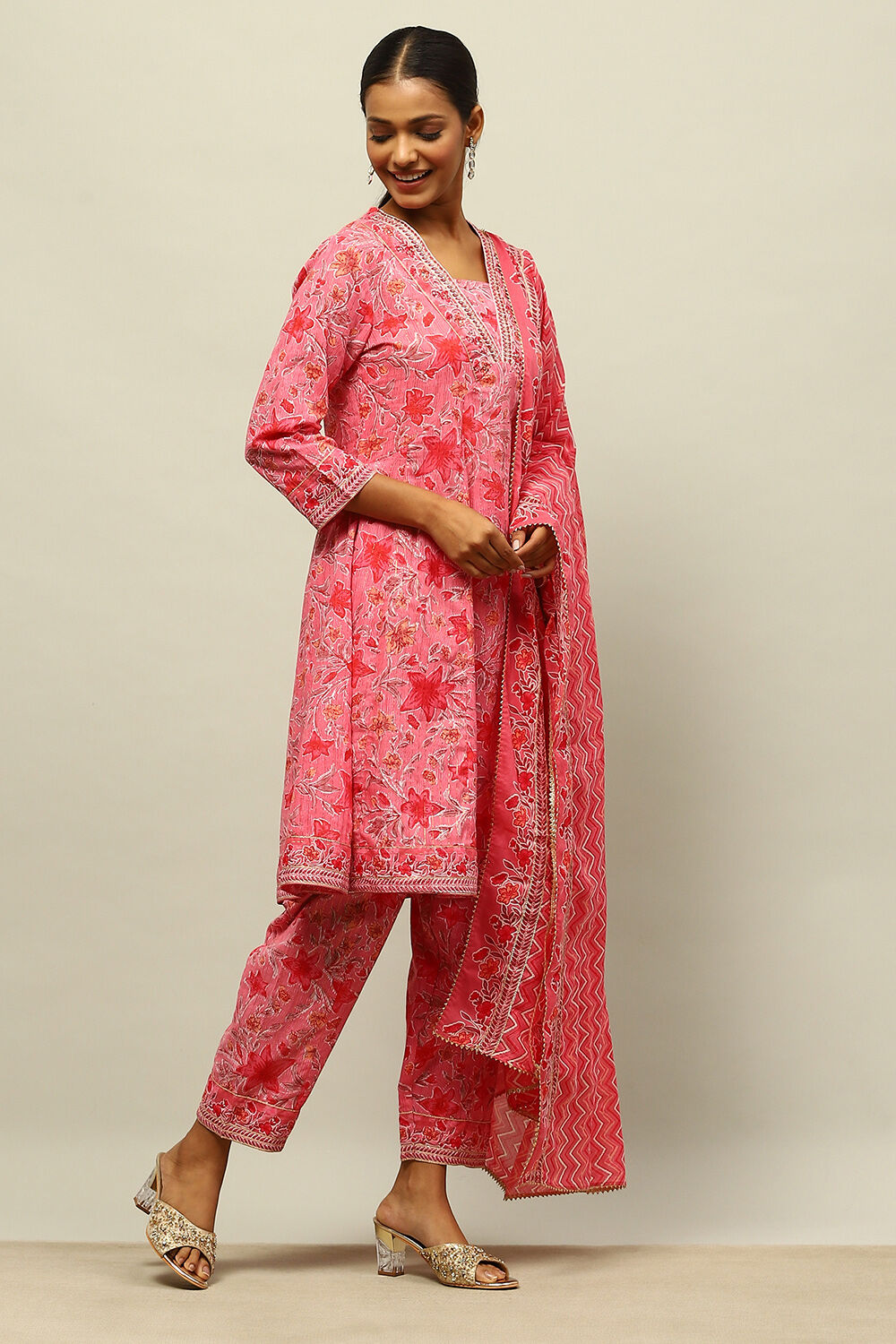 Pink Cotton Lurex A-Line Printed Kurta Salwar Suit Set image number 5