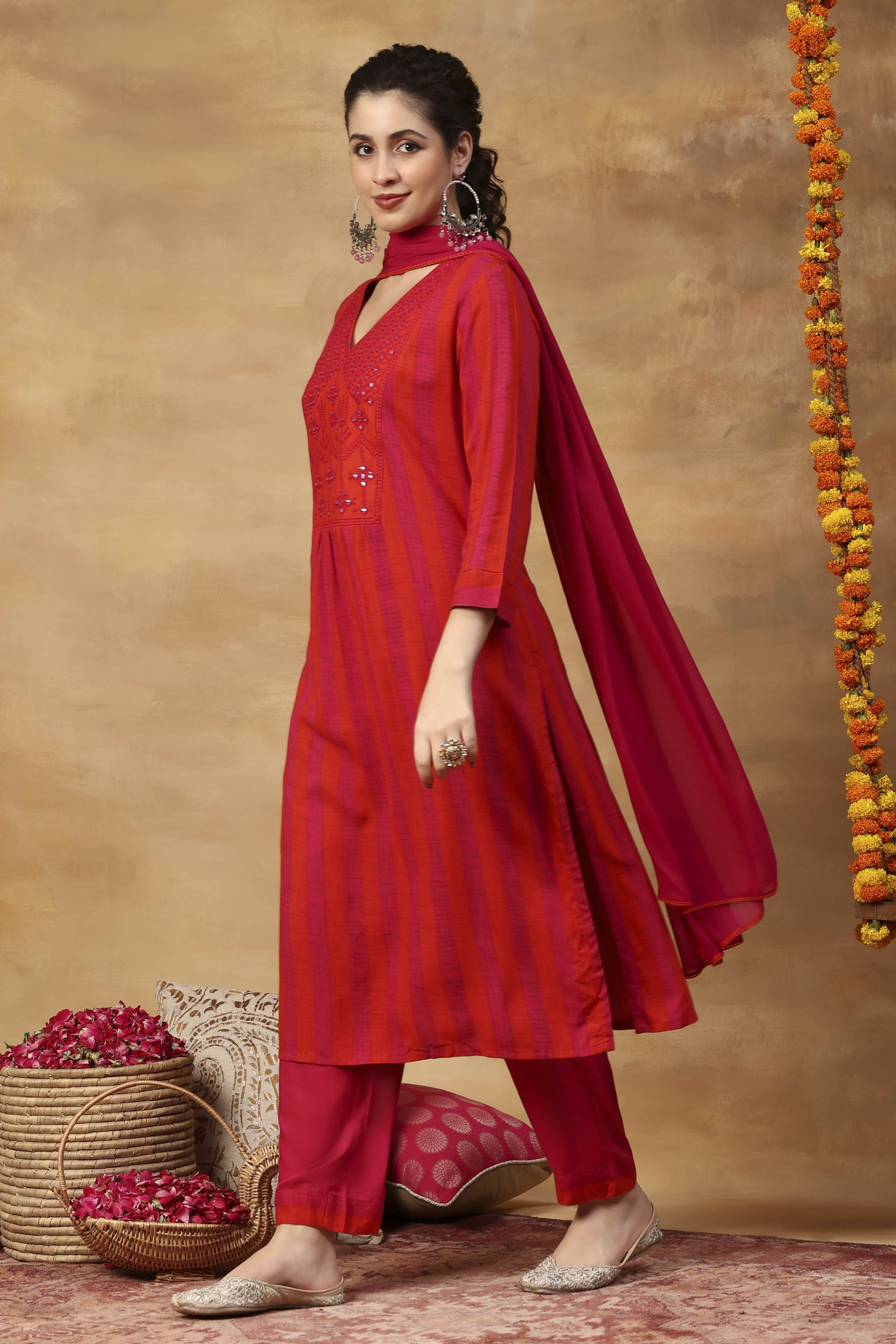 Fuchsia Printed Viscose Rayon Straight Kurta Set image number 3