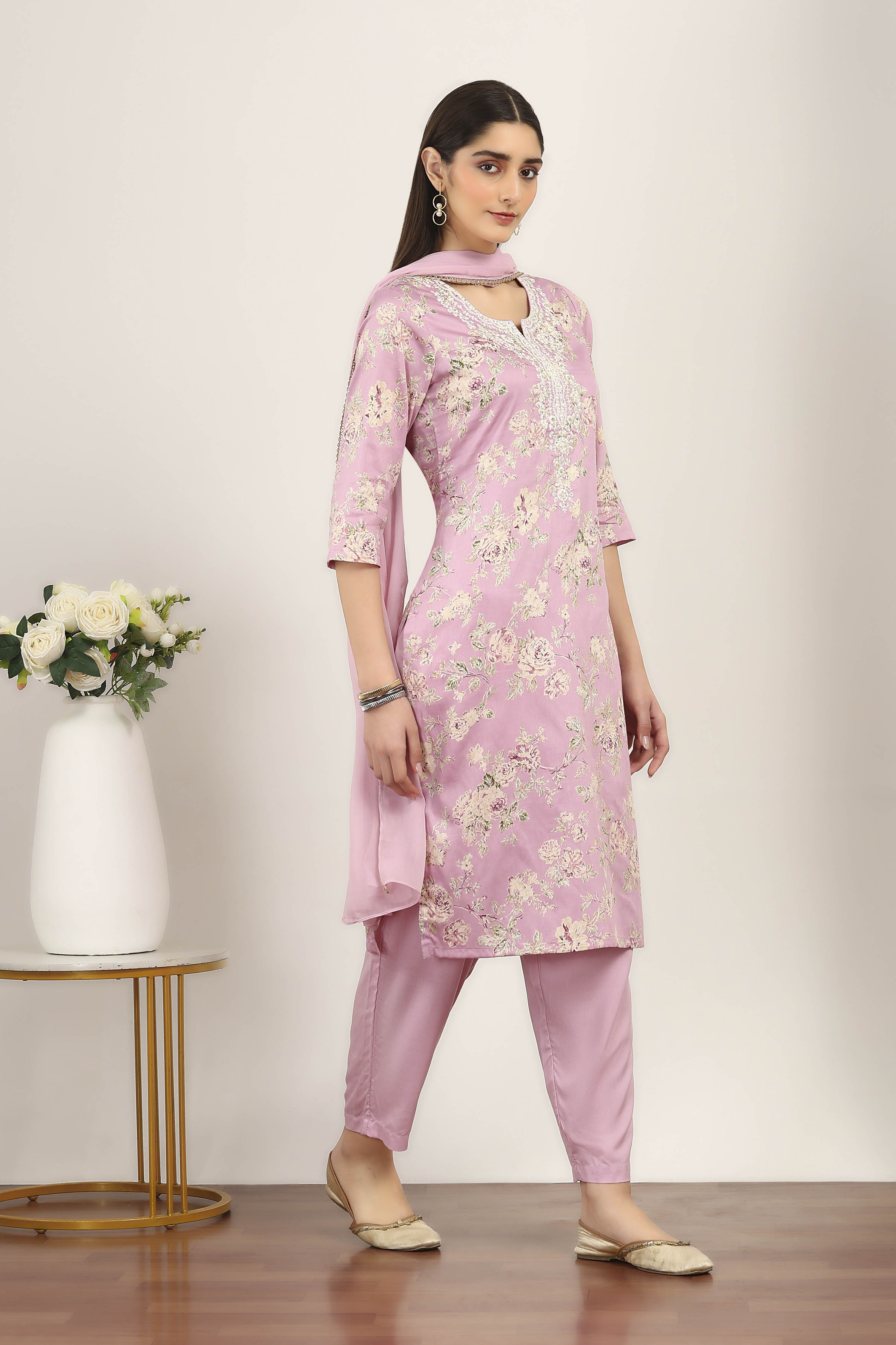 Green Cotton Straight Suit Sets image number 5