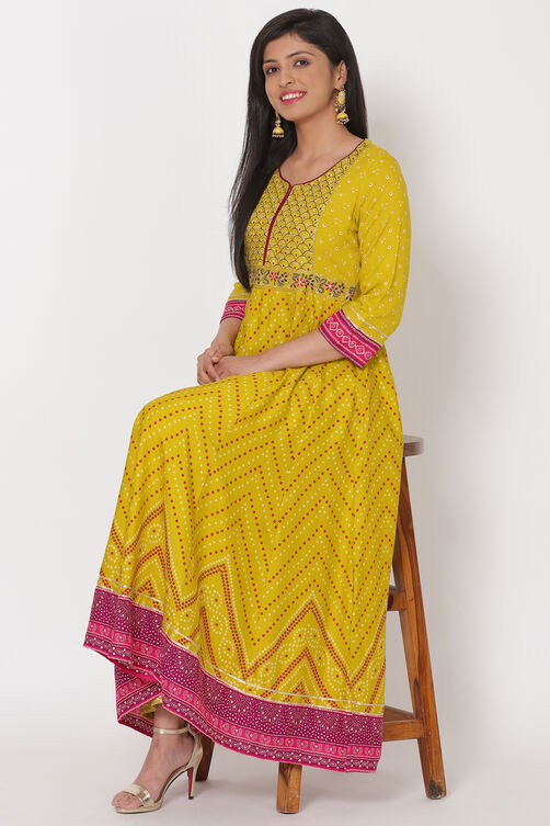 Lime Green Viscose Rayon Kalidar Kurta image number 0