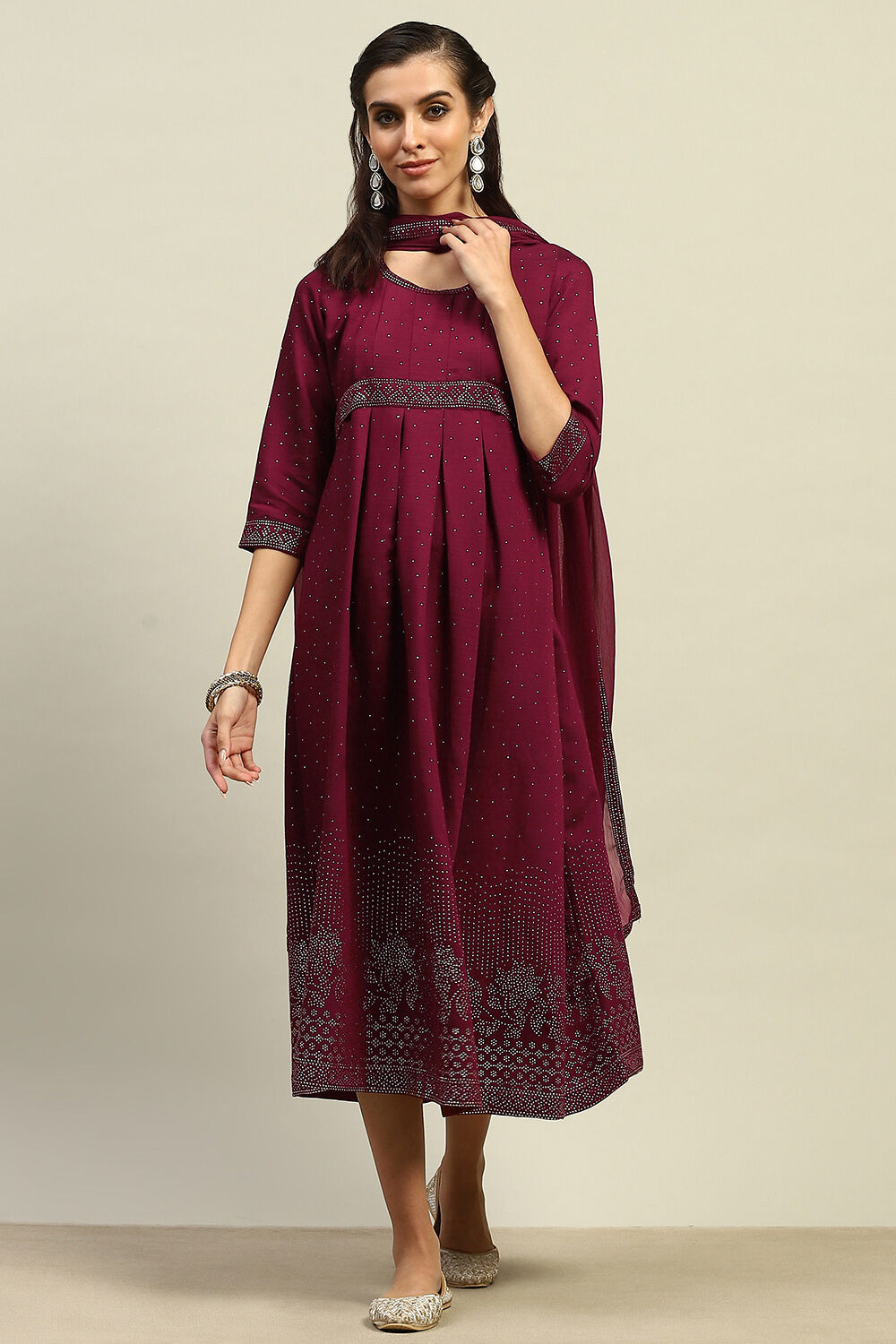 Red Viscose Blend Gathered Printed Dress With Dupatta image number 5