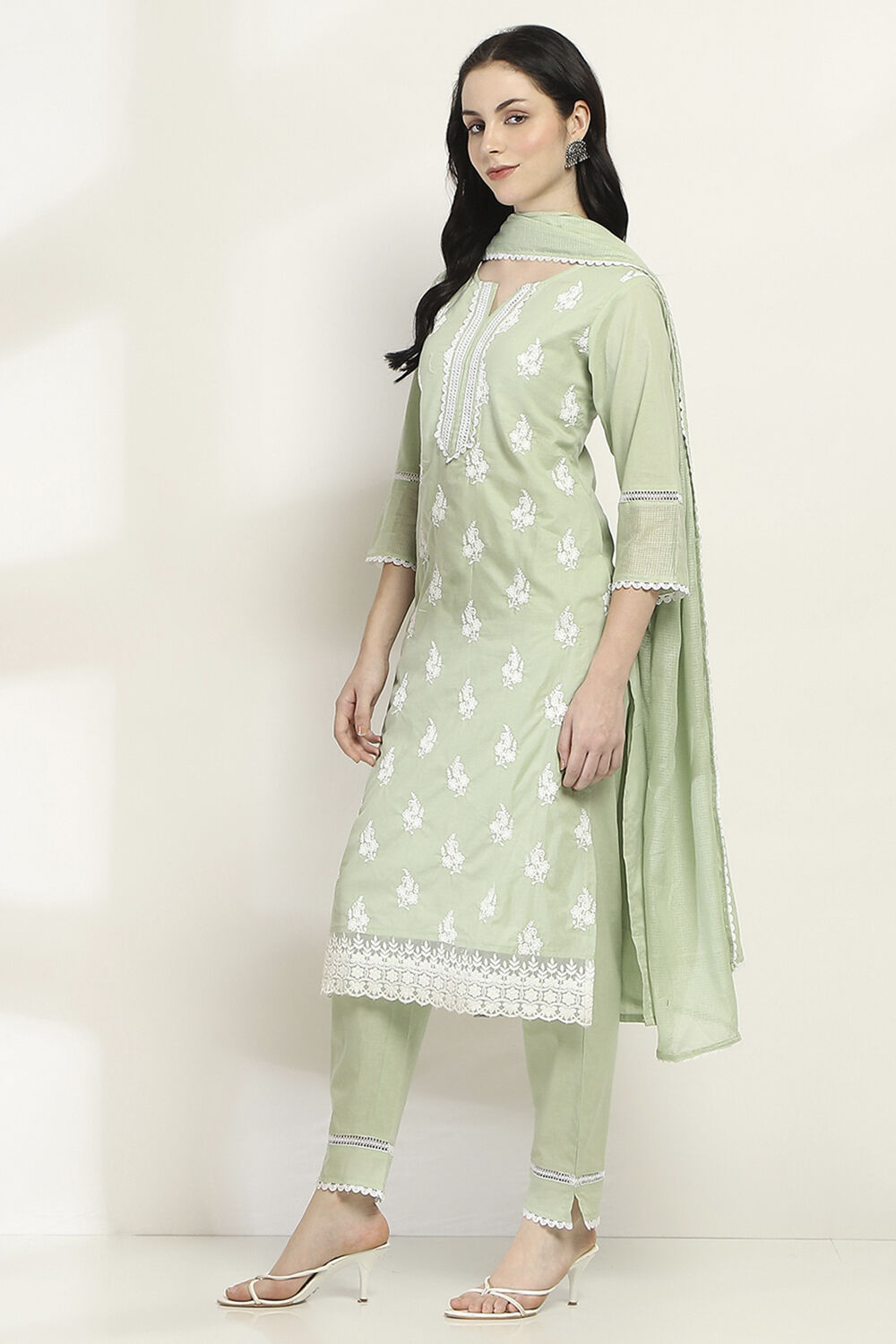 Lilac Cotton Embroidered Straight Suit Set image number 3