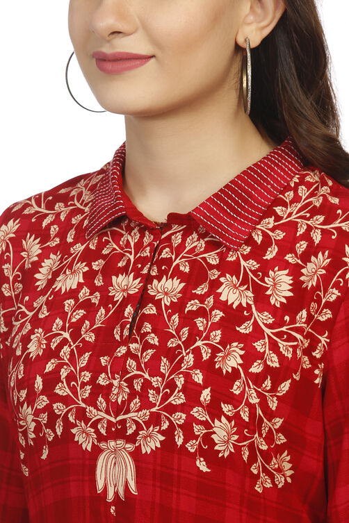Maroon Flared Viscose Dress image number 1