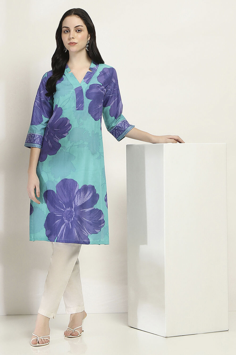 Orange Cotton Floral Straight Kurta image number 0