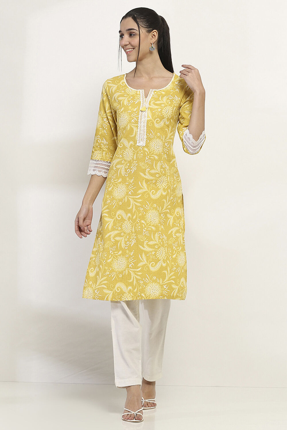 Yellow Cotton Printed Straight Kurta image number 5